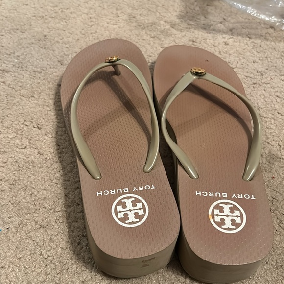Tory Burch Flip Flops - Picture 3 of 7